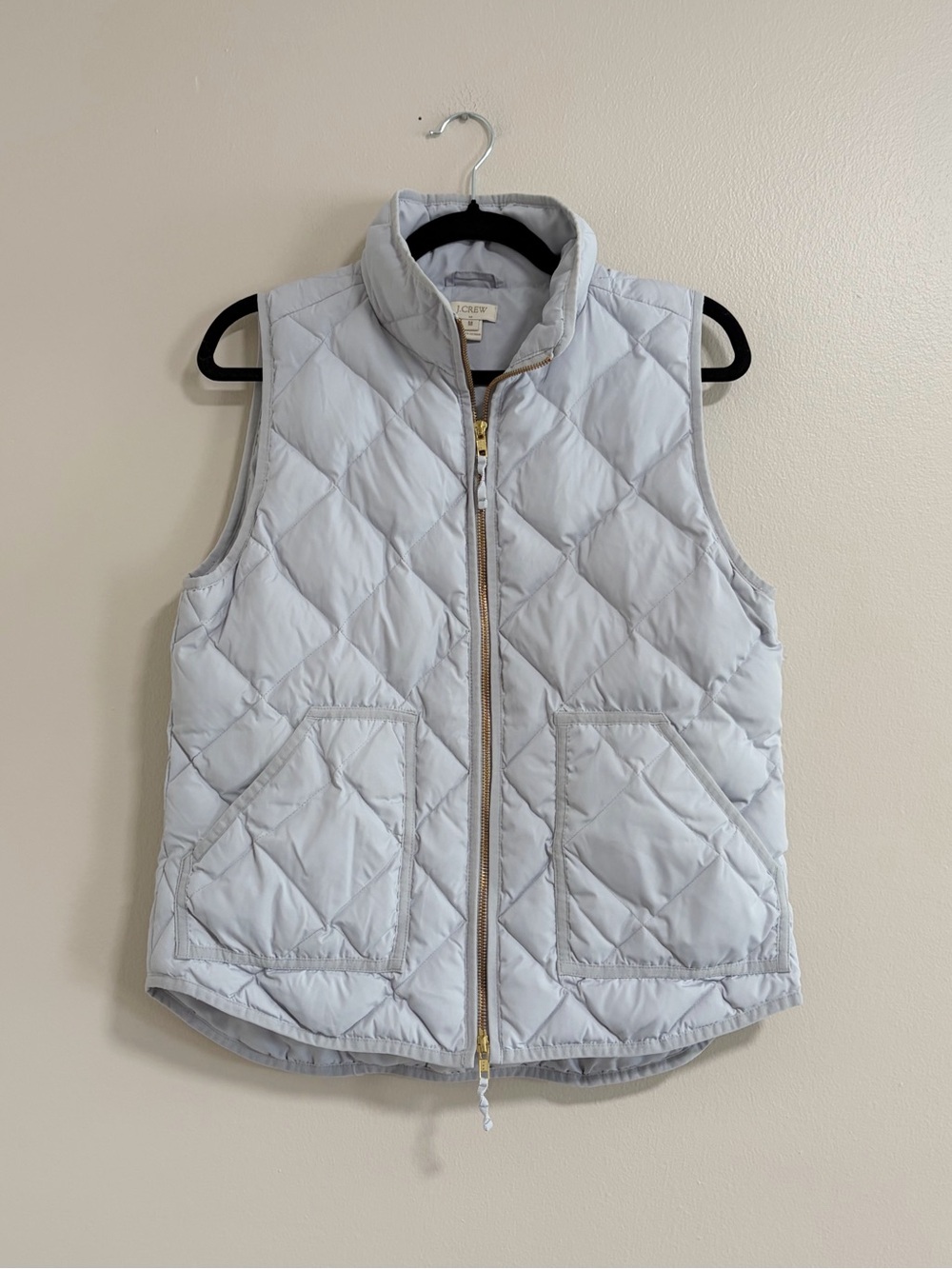 J. Crew Factory Light Gray Quilted Vest with Gold Hardware Size Medium